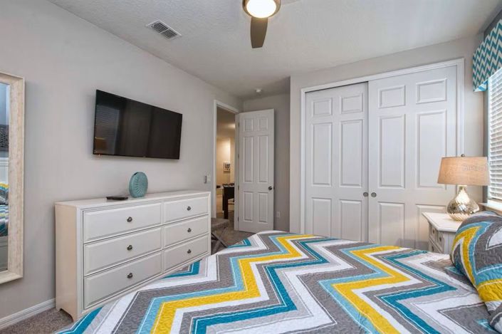 Image No.19-9 Bed Property for sale