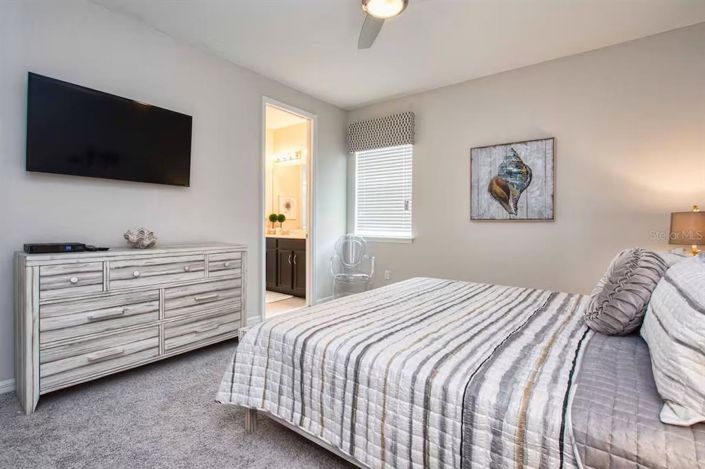 Image No.28-9 Bed Property for sale