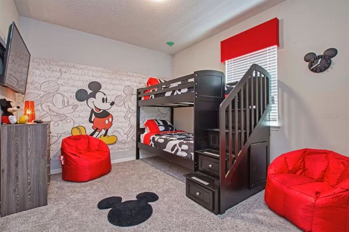 Image No.21-9 Bed Property for sale