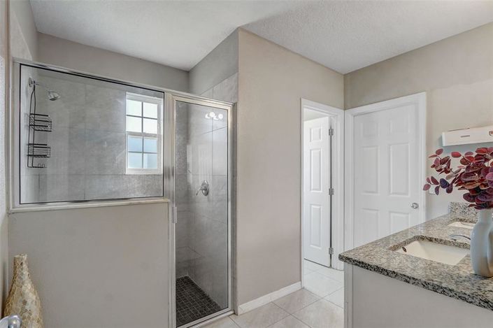 Image No.18-4 Bed Property for sale