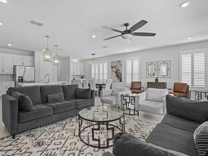 Image No.3-6 Bed Property for sale