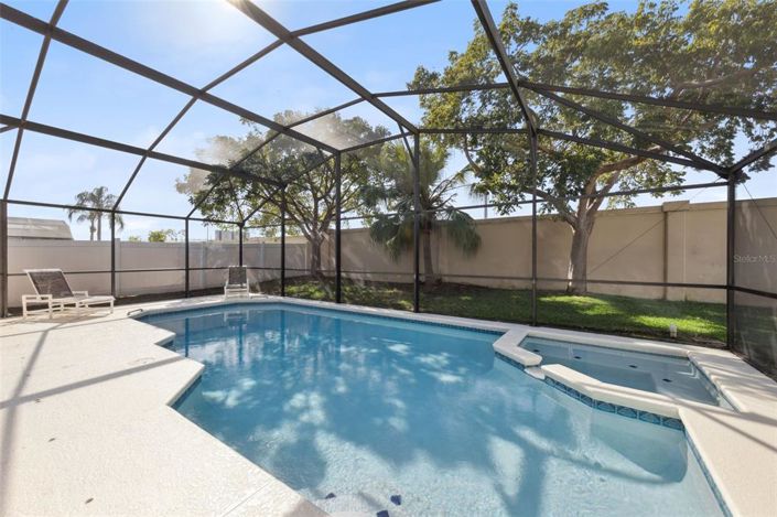 Image No.5-Propriété de 5 chambres à vendre à Kissimmee