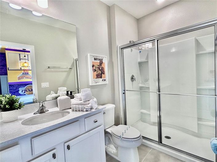 Image No.34-8 Bed Property for sale