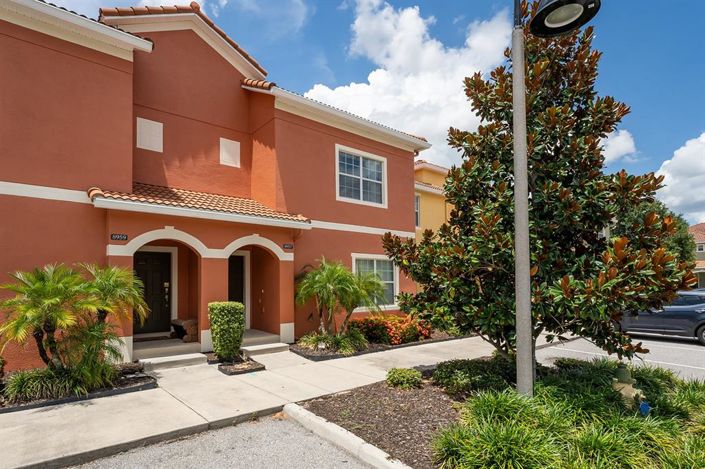 Image No.25-4 Bed Townhouse for sale