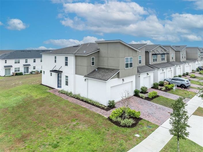 Image No.37-3 Bed Townhouse for sale