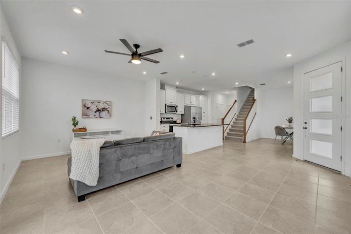 Image No.6-3 Bed Townhouse for sale