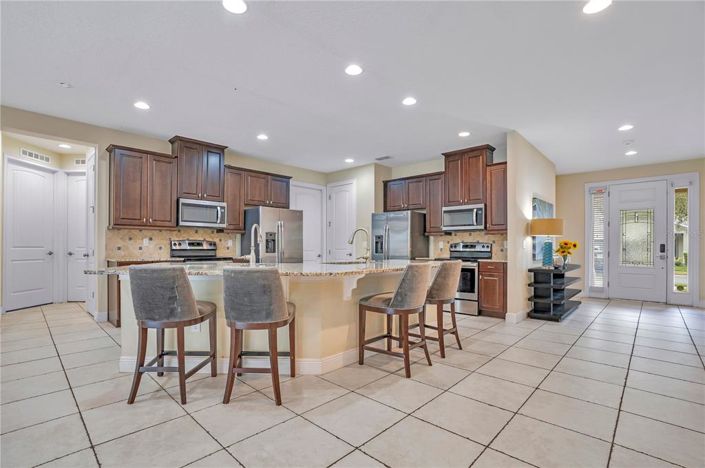 Image No.5-Propriété de 11 chambres à vendre à Kissimmee