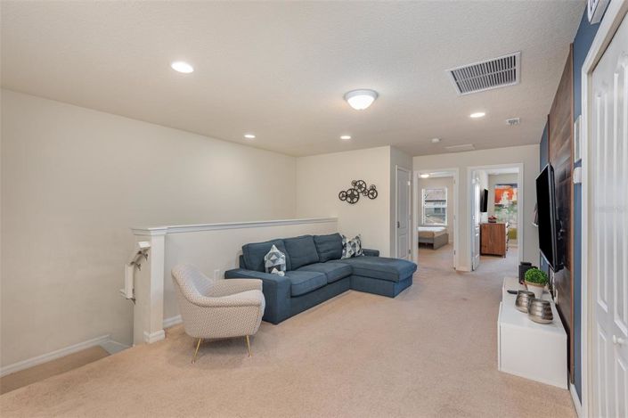 Image No.13-5 Bed Townhouse for sale