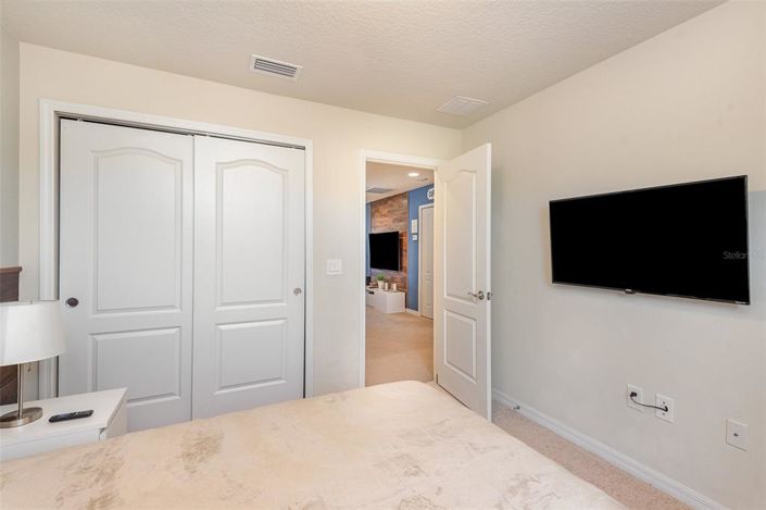 Image No.25-5 Bed Townhouse for sale