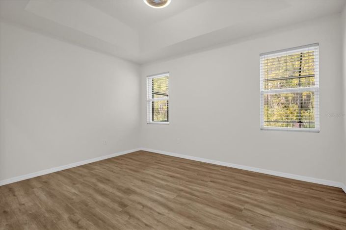 Image No.12-3 Bed Property for sale