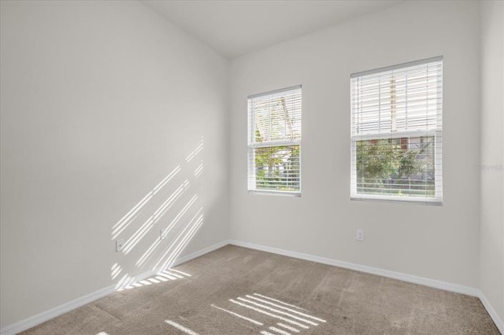 Image No.20-3 Bed Property for sale