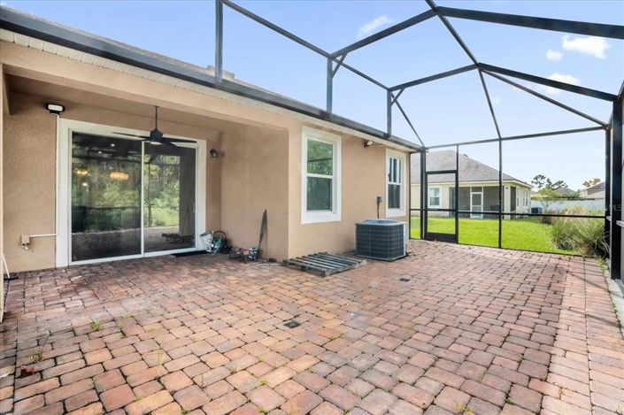 Image No.24-3 Bed Property for sale