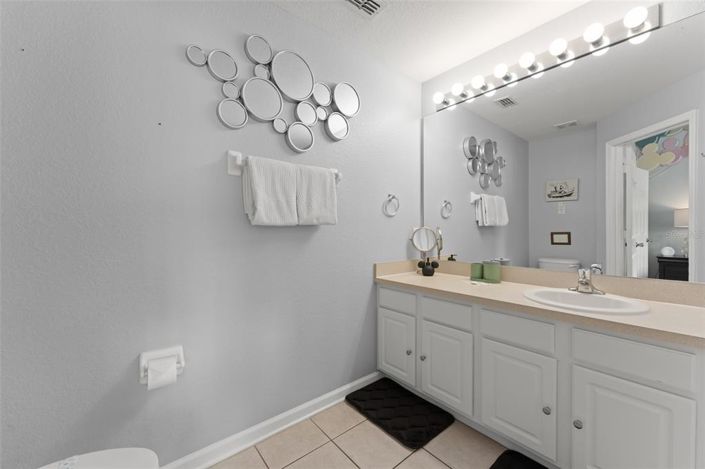 Image No.23-3 Bed Townhouse for sale