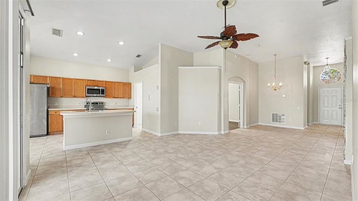 Image No.5-Propriété de 4 chambres à vendre à Kissimmee