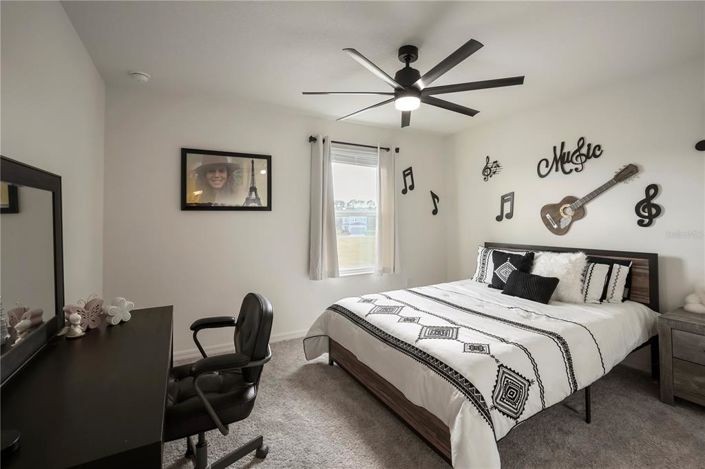 Image No.23-5 Bed Property for sale