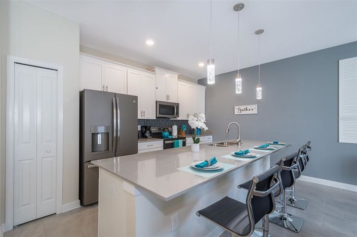 Image No.15-4 Bed Townhouse for sale