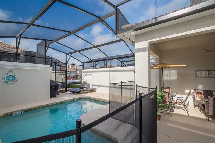 Image No.2-4 Bed Townhouse for sale