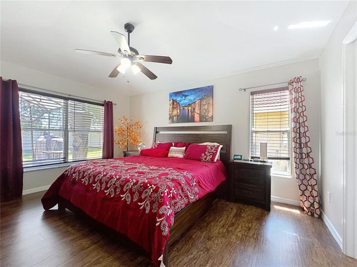 Image No.16-4 Bed Property for sale