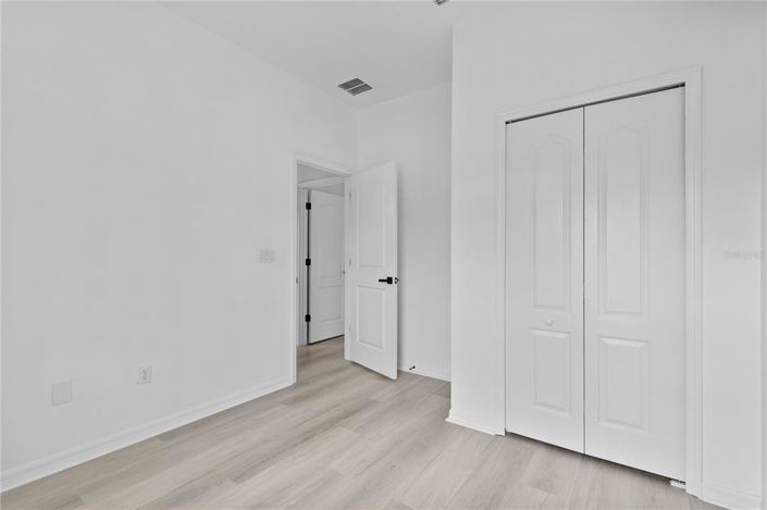 Image No.19-4 Bed Property for sale