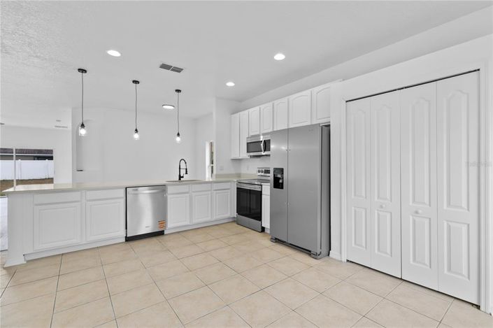 Image No.8-4 Bed Property for sale