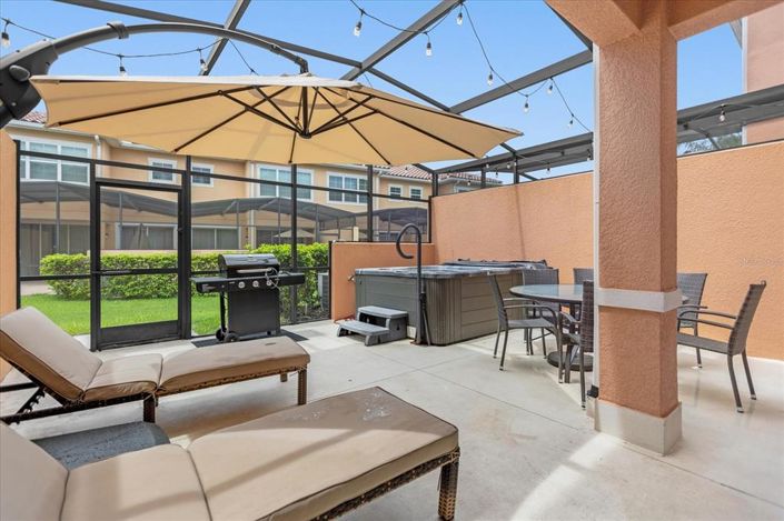 Image No.2-2 Bed Townhouse for sale