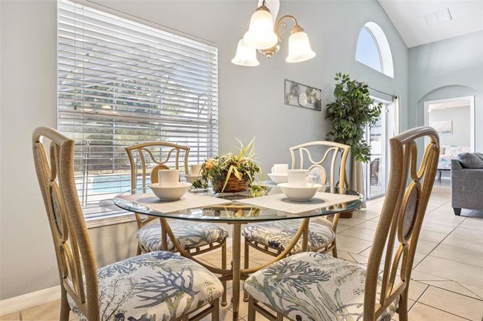 Image No.8-Propriété de 4 chambres à vendre à Davenport