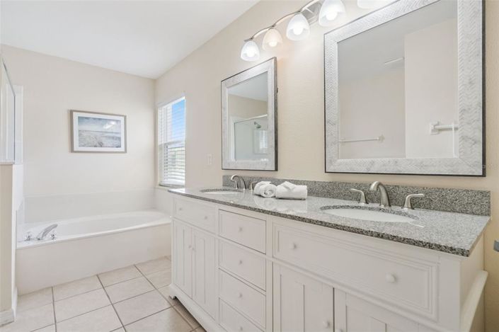 Image No.22-4 Bed Property for sale