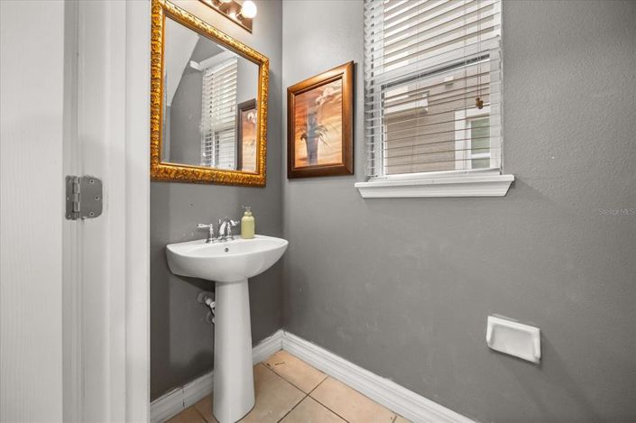 Image No.22-4 Bed Property for sale