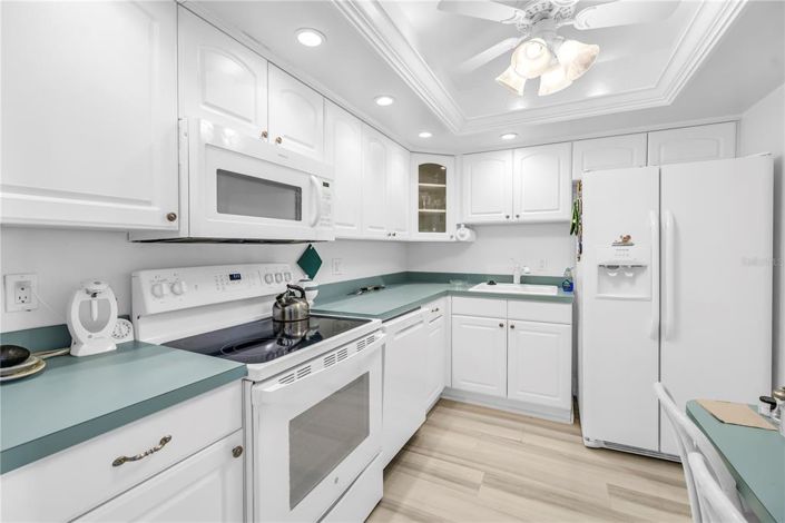 Image No.25-2 Bed Property for sale