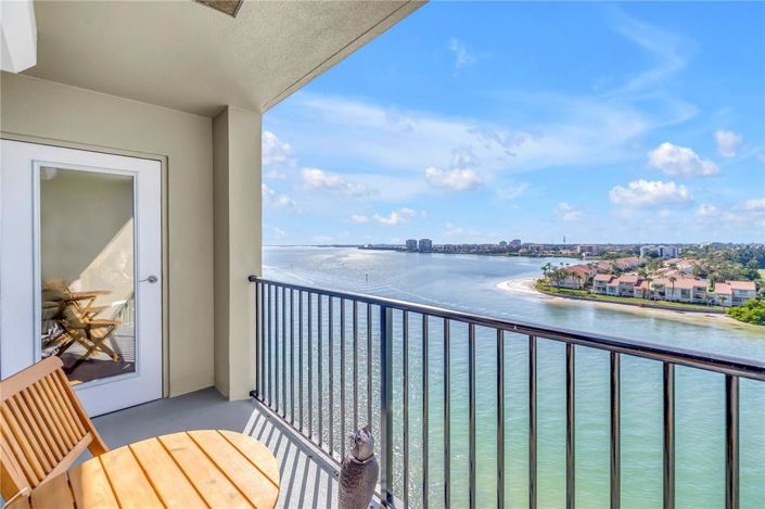 Image No.3-2 Bed Property for sale