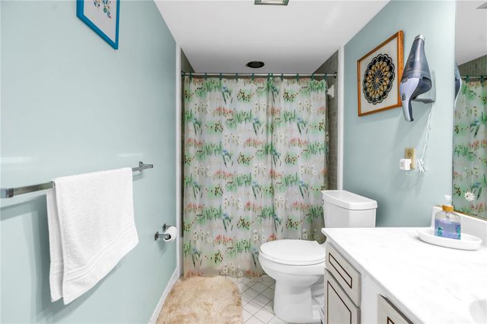 Image No.45-2 Bed Property for sale