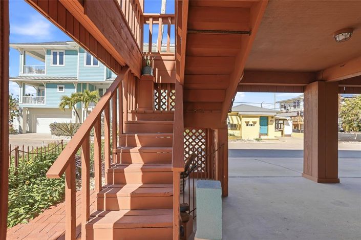 Image No.10-2 Bed Property for sale