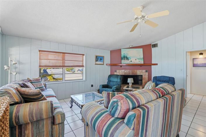 Image No.30-2 Bed Property for sale