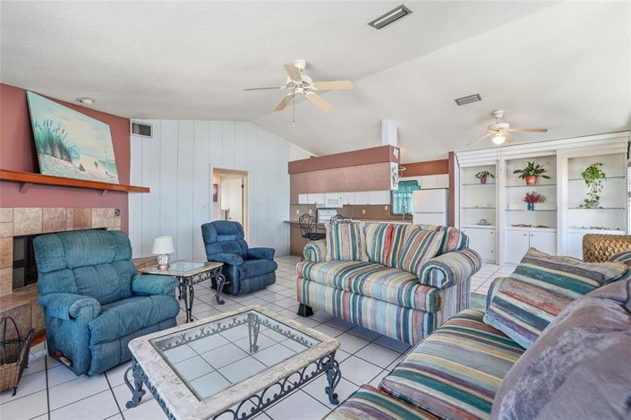 Image No.32-2 Bed Property for sale