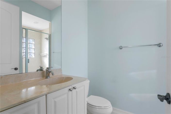 Image No.20-5 Bed Property for sale