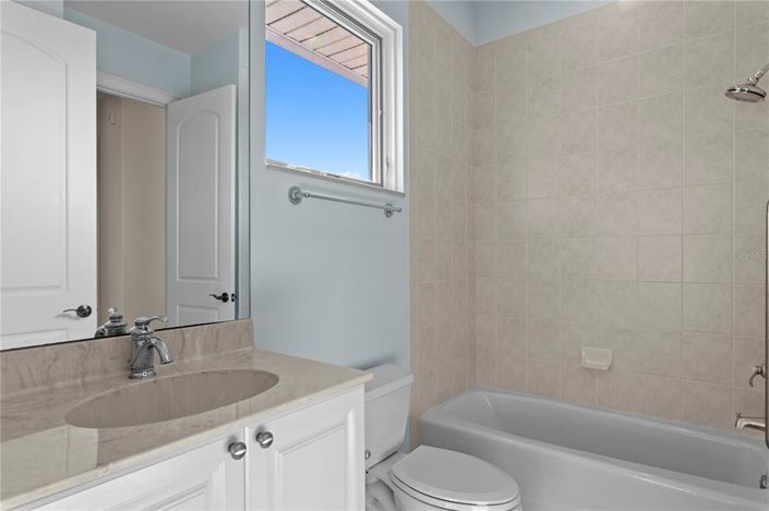 Image No.25-5 Bed Property for sale