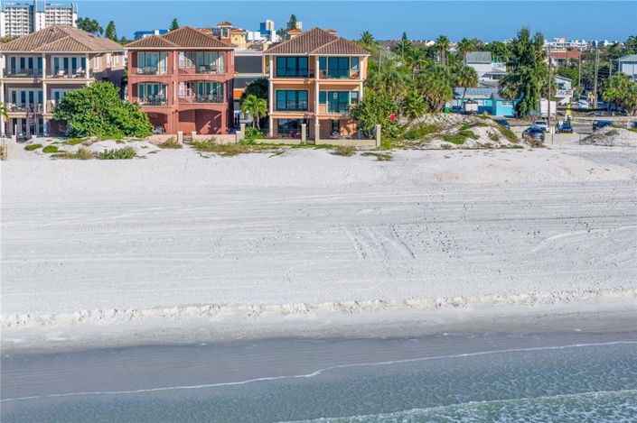 Image No.4-5 Bed Property for sale