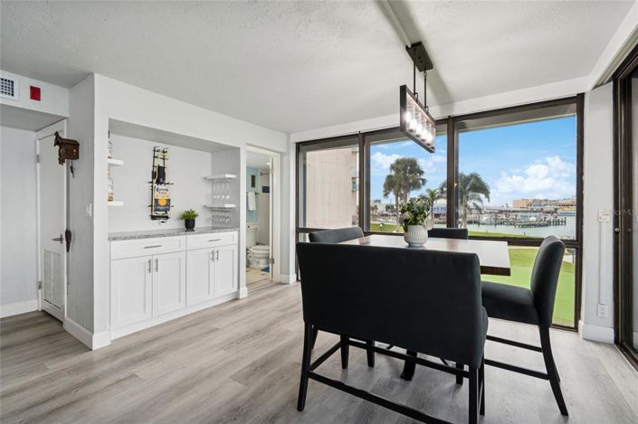 Image No.12-2 Bed Property for sale