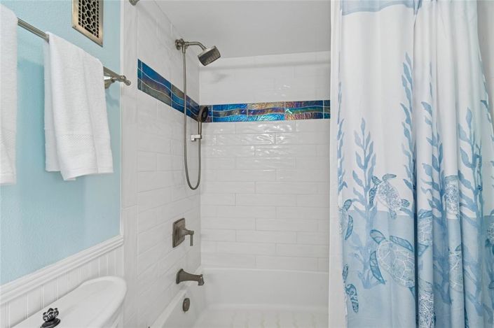 Image No.25-2 Bed Property for sale