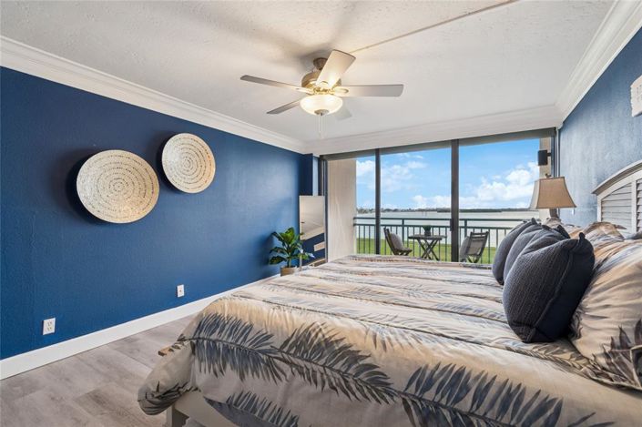 Image No.27-2 Bed Property for sale