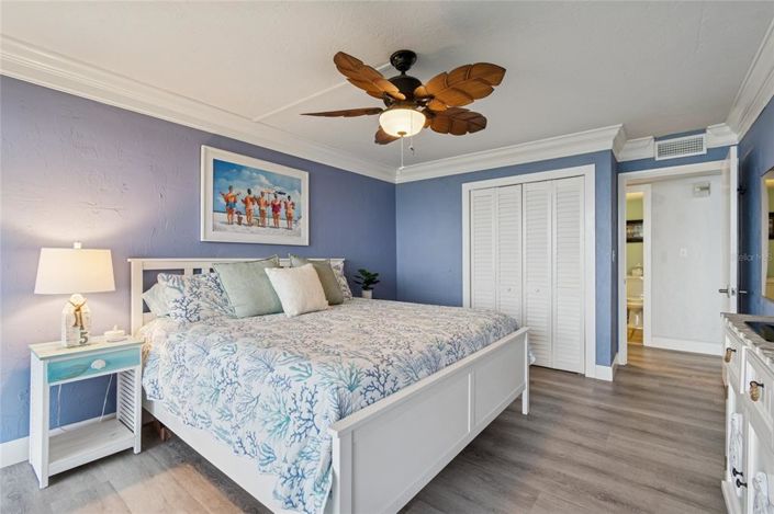 Image No.33-2 Bed Property for sale