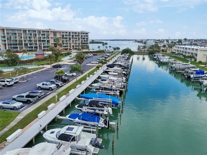 Image No.45-2 Bed Property for sale