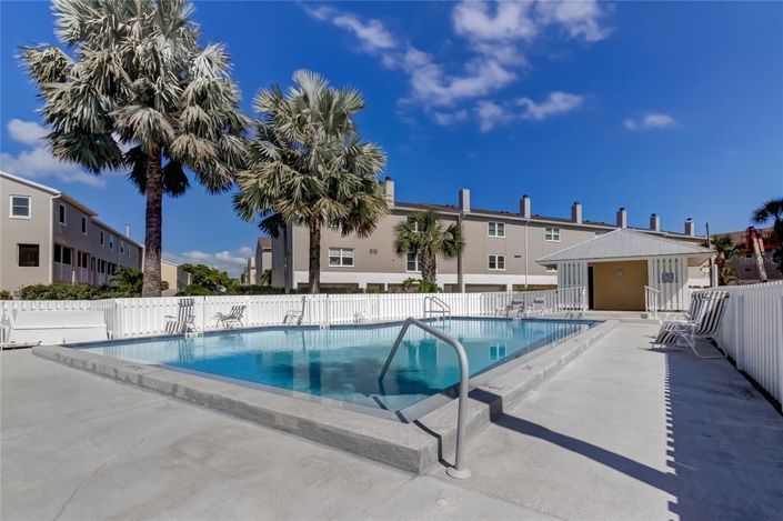 Image No.32-2 Bed Property for sale