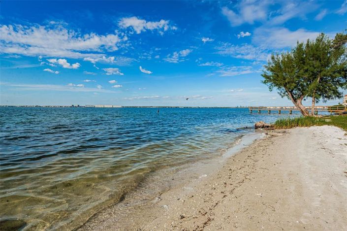 Image No.40-2 Bed Property for sale