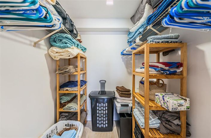 Image No.24-2 Bed Property for sale