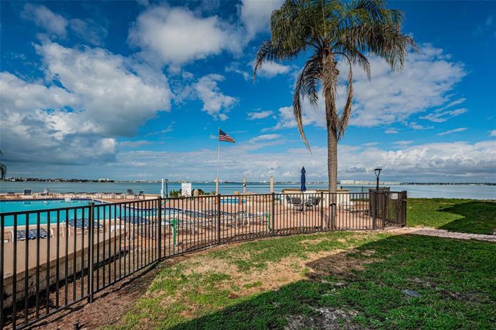 Image No.39-2 Bed Property for sale