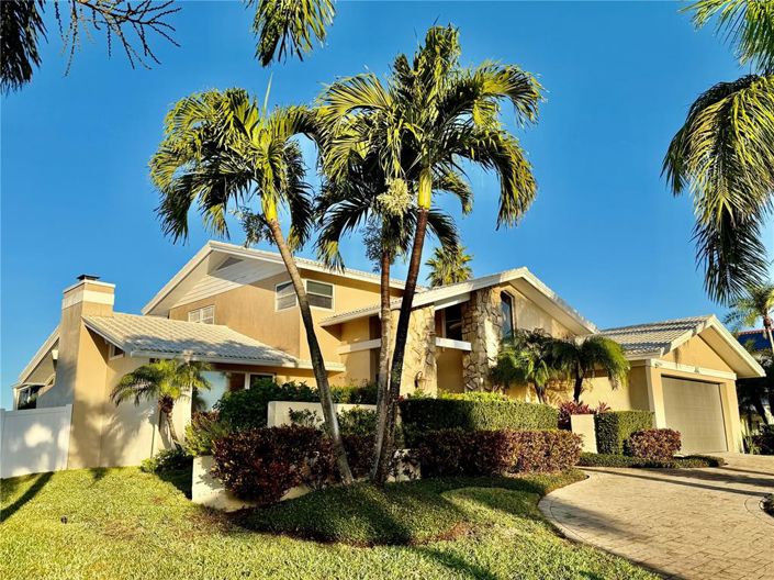 Image No.2-Propriété de 4 chambres à vendre à Clearwater