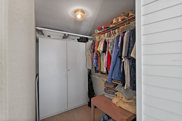 Image No.23-2 Bed Property for sale