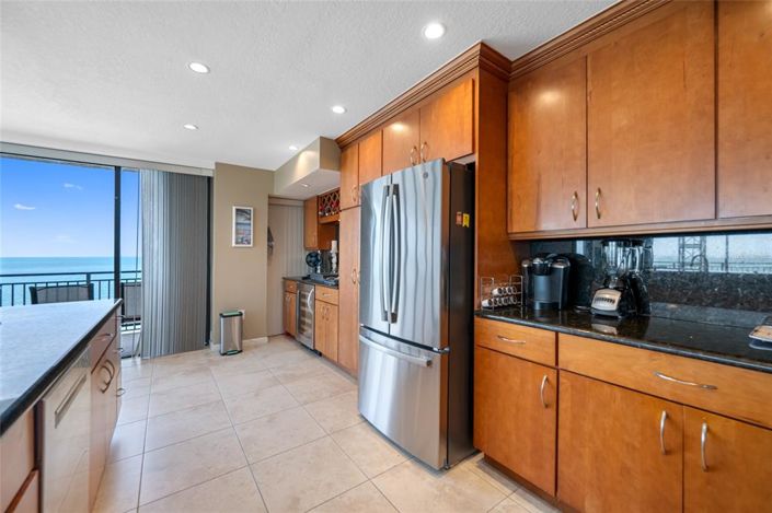 Image No.15-2 Bed Property for sale