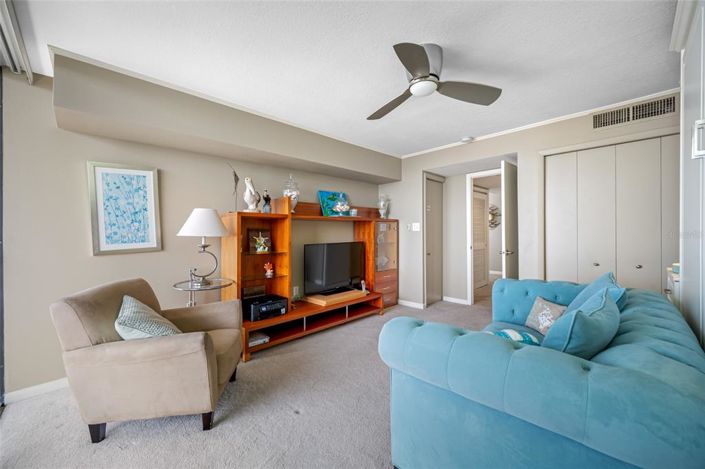 Image No.31-2 Bed Property for sale